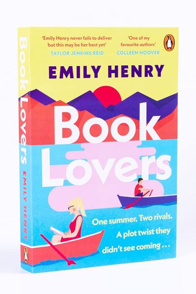 Book Lovers (2022) image 2